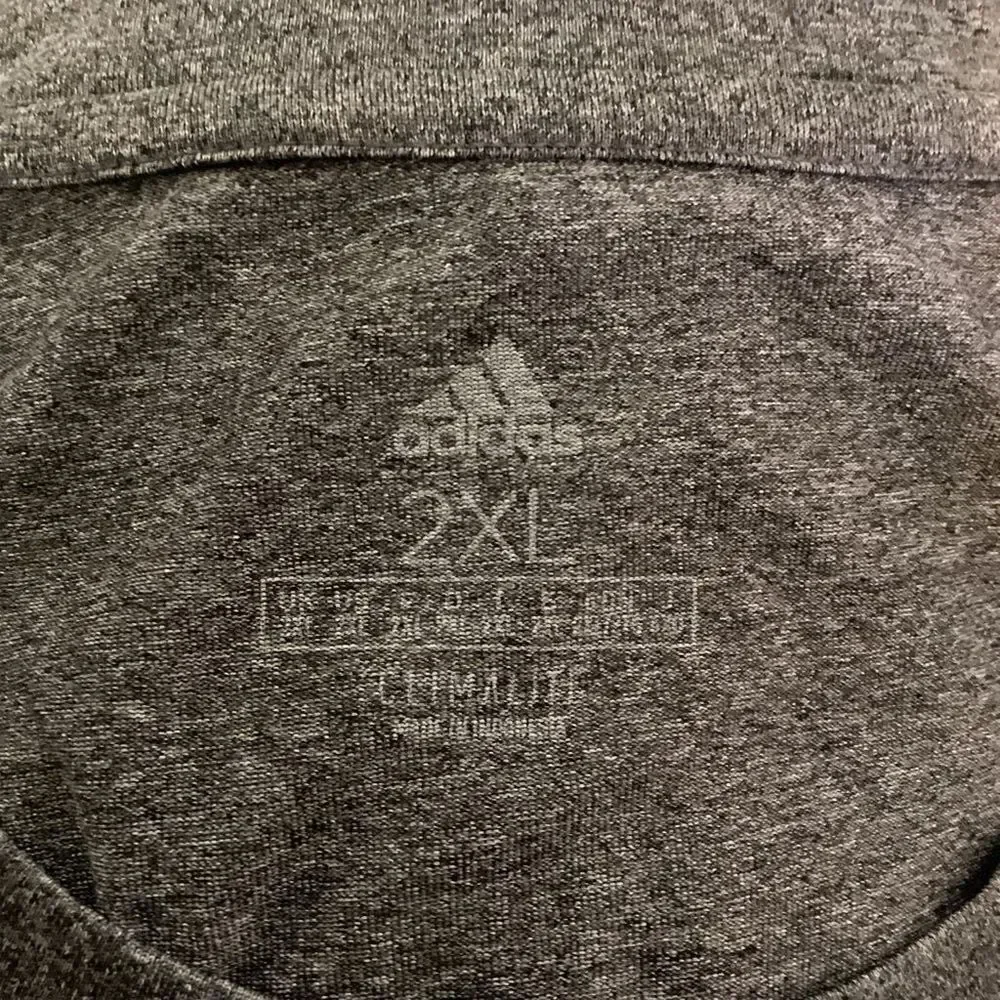 Mens Adidas wicking‎ performance tee shirt 2XL Gray